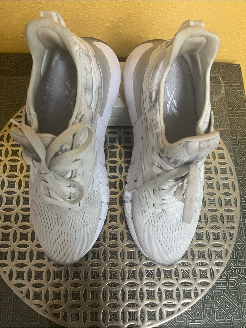 Reebok Women's White and Light Gray Patterned Sneakers